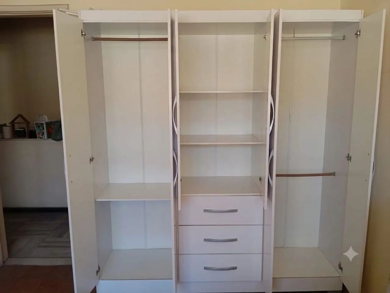 Guarda roupa Branco  - Foto 2