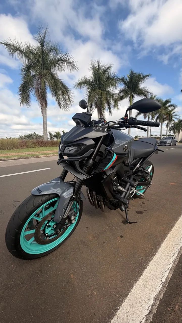 Yamaha MT09 - Foto 2