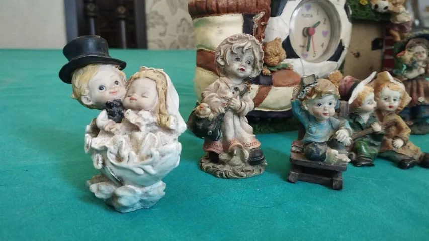 Antigos bibelôs decorativos e colecionáveis - Foto 2