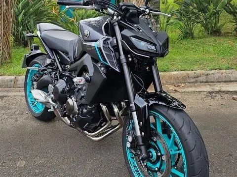 MT09 