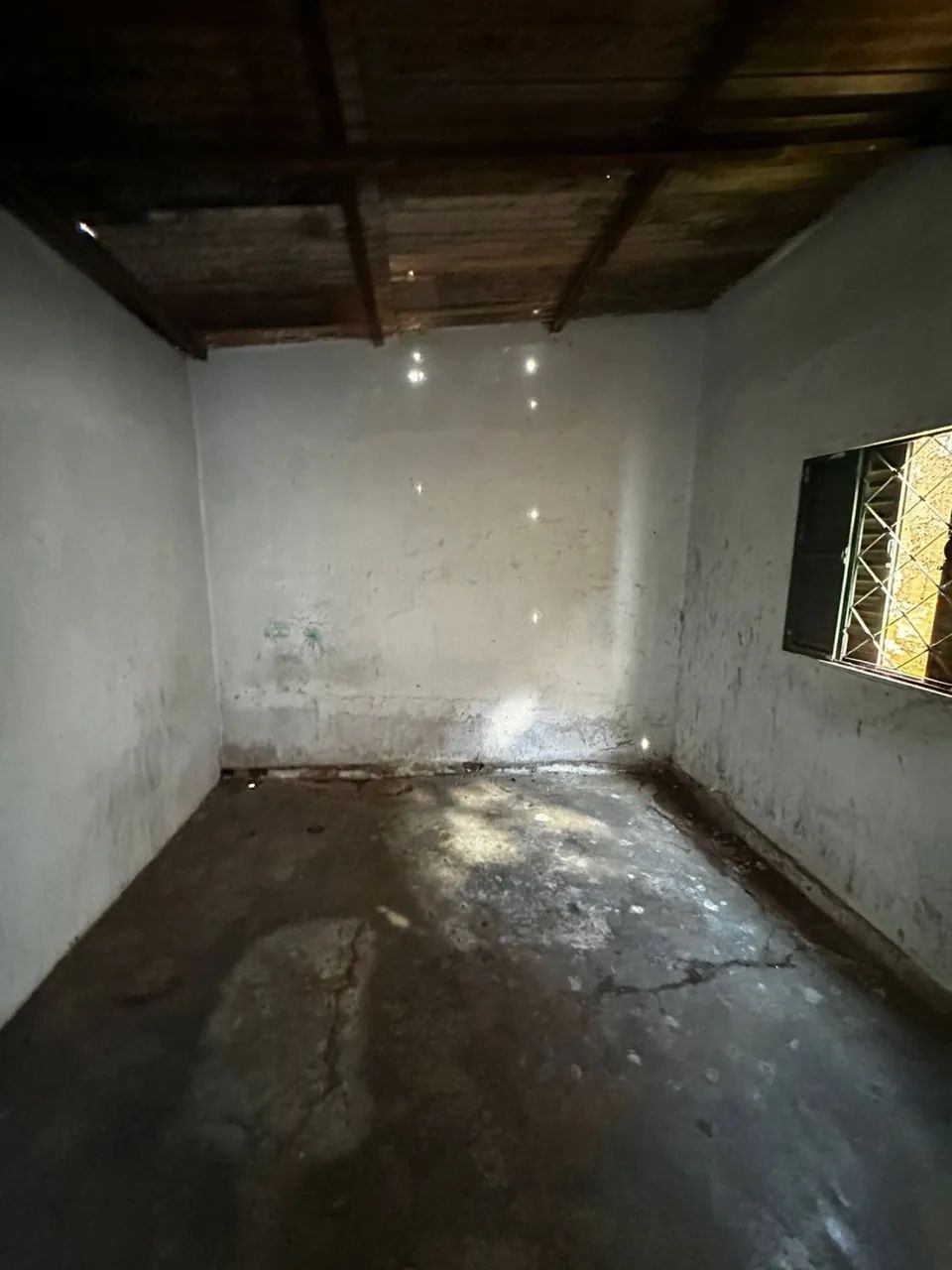 Lote de 150m² à Venda com 2 Barracos Simples - Foto 4