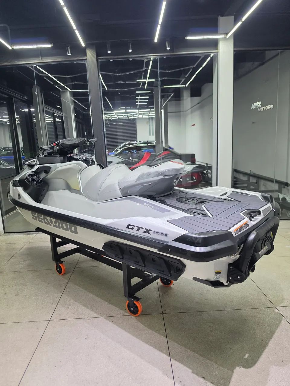 SEA DOO GTX LIMITED 300 2024 - Foto 2