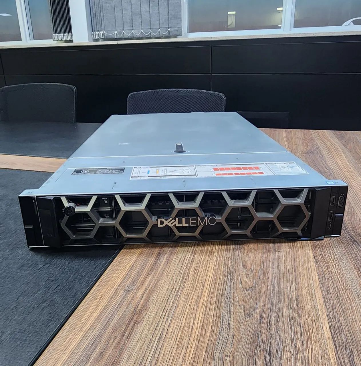 Servidor Dell R740xd - 40 Cores - 12 Baias 3.5