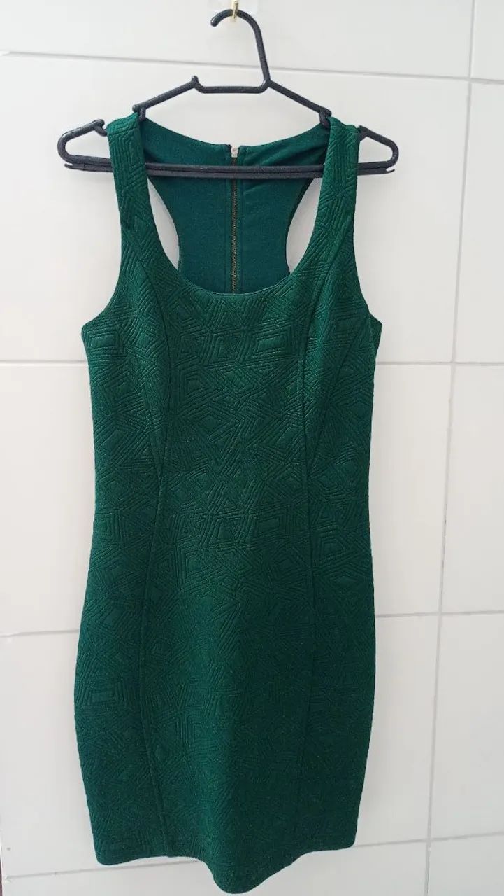 Vestido Verde Com Zíper nas Costas