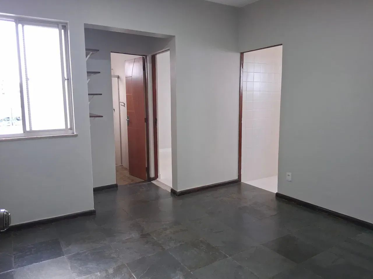 FM- Alugo ou Vendo Apartamento no Edifício Cláudio Chaves, Cremação