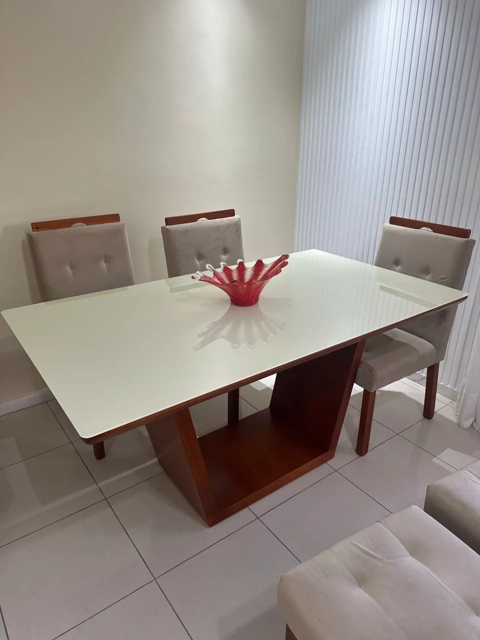 Mesa de jantar com 6 cadeiras - Foto 2