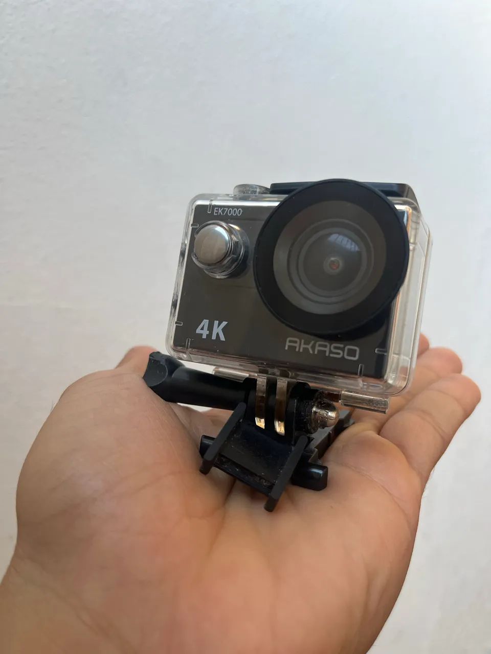 Câmera de ação AKASO - 4K  + Micro SD 128gb - Foto 2