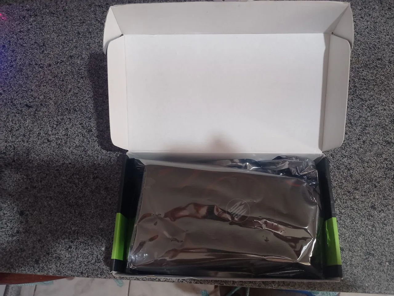 Placa de vídeo GTX 550 TI 2Gb nova - Foto 2