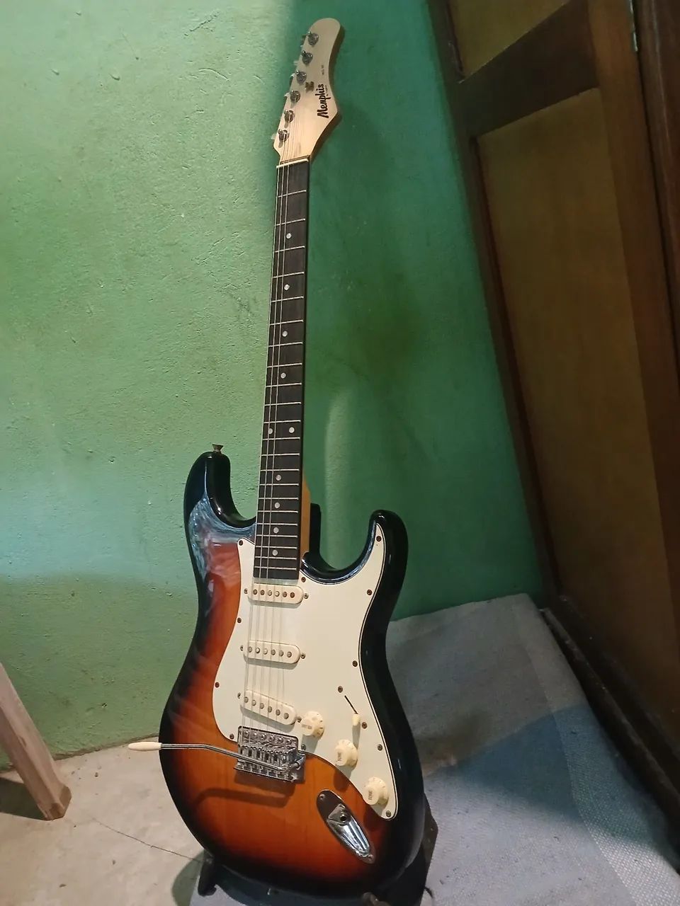 Guitarra elétrica Memphis Stratocaster  MG-30 - Foto 3