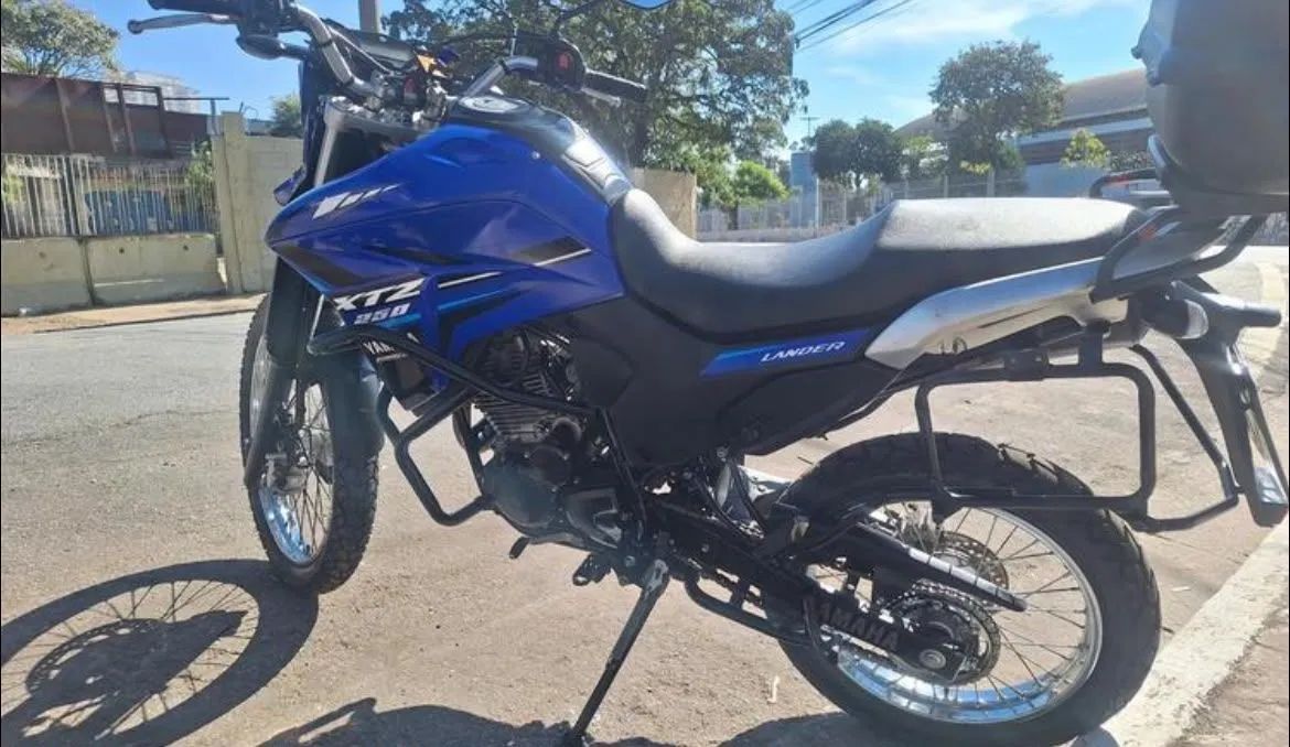 XTZ LANDER 2023 - Foto 4