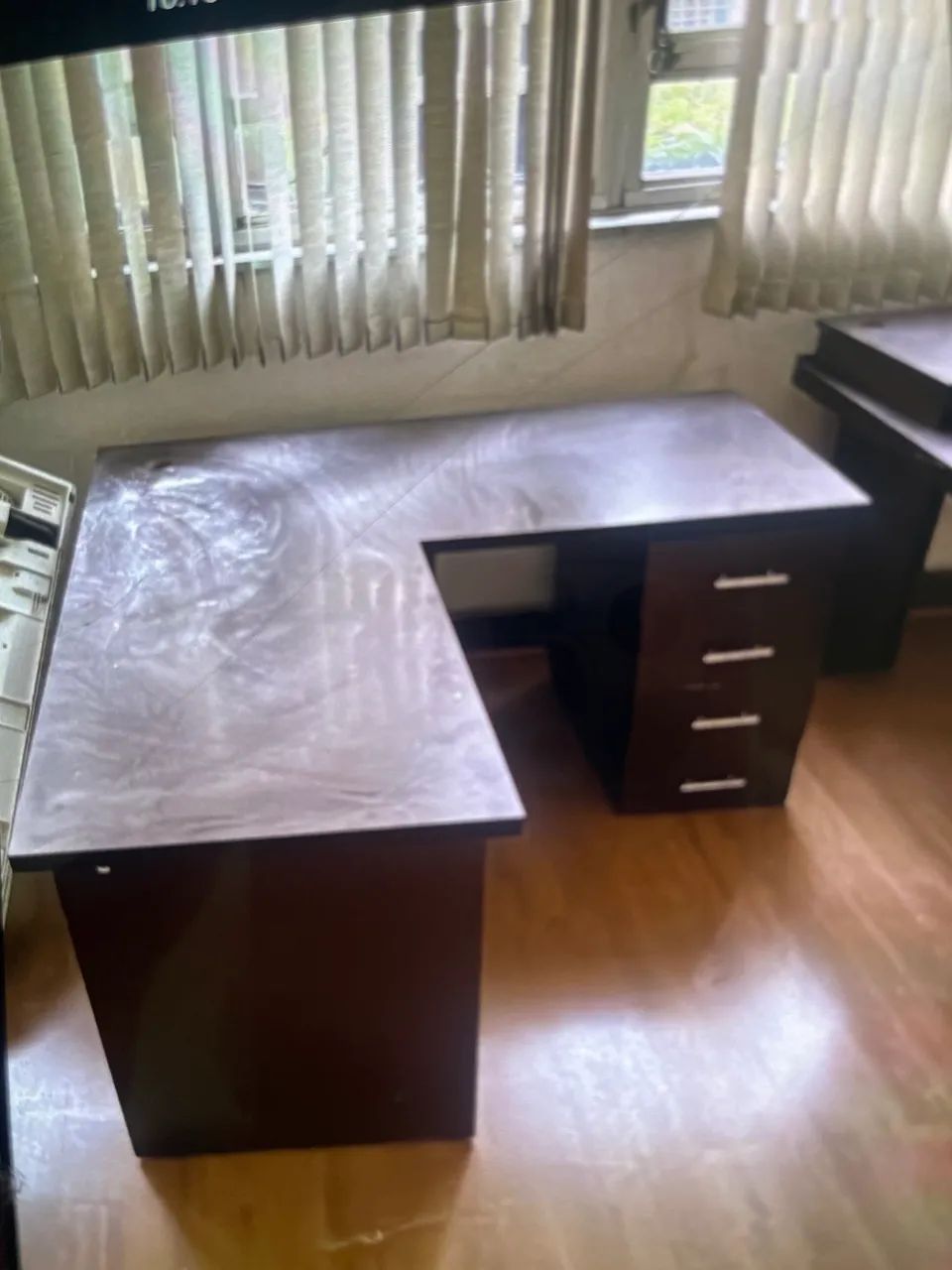 Mesa em L