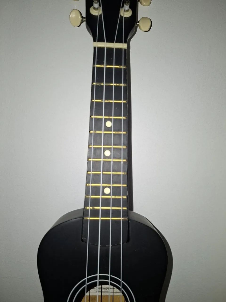 Ukulele preto em ótimo estado - Foto 3