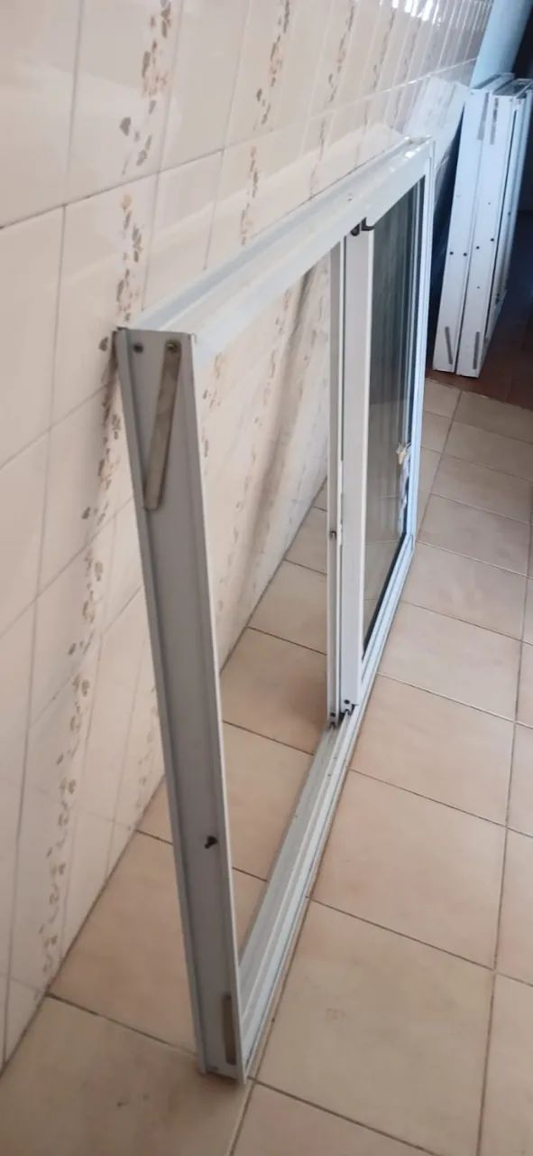 Janela de Correr sem Divisão sem Bandeira Projetante sem Grade - Sasazaki - Foto 2