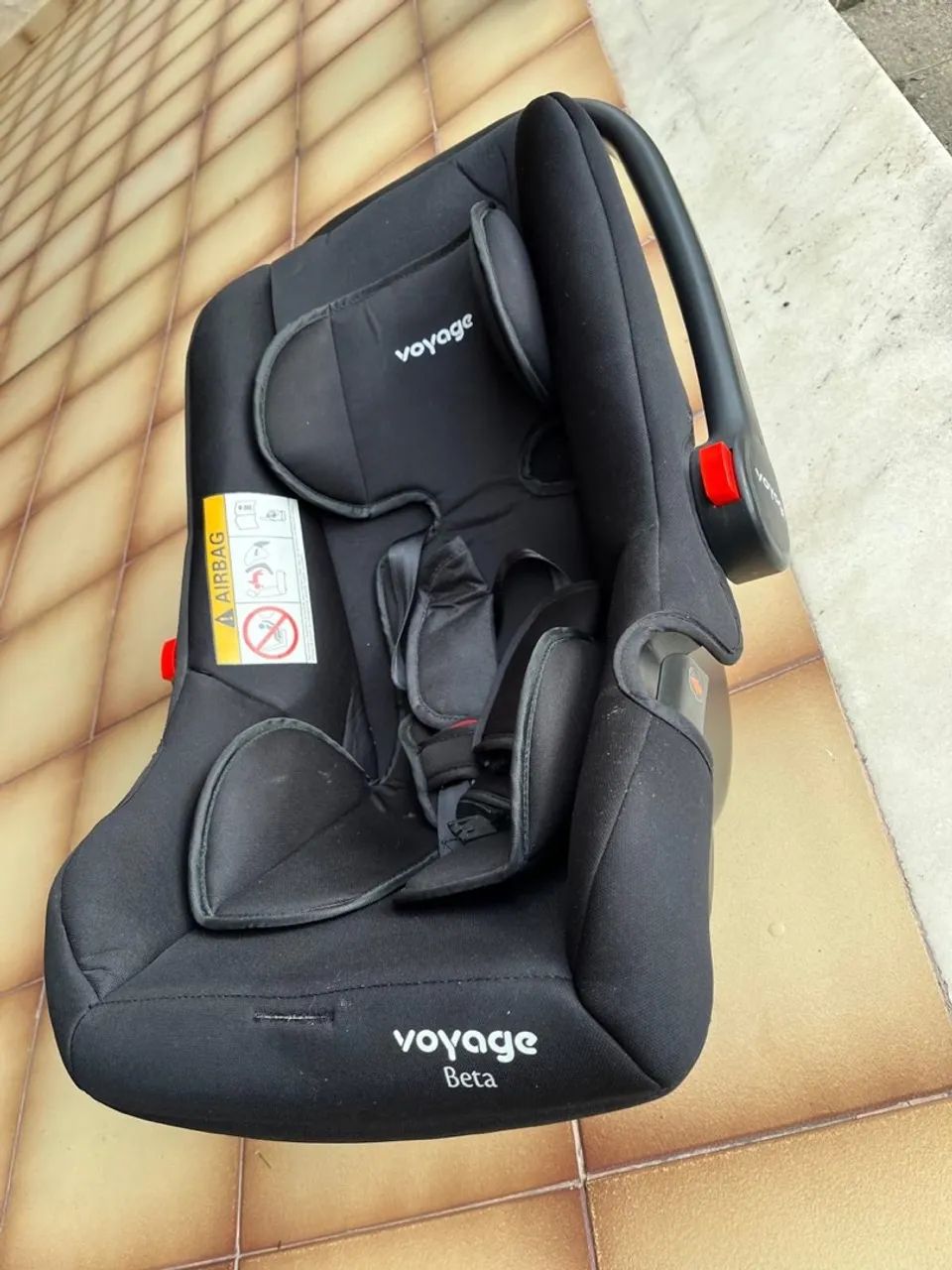 Carrinho de bebê + Bebê conforto Voyage - Foto 4