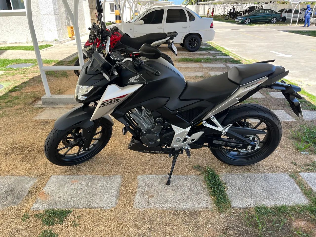 Vende se Cb twister 300 - Foto 4