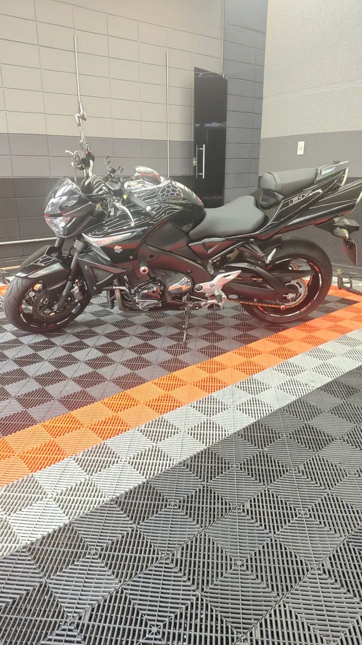 Suzuki B King 1340