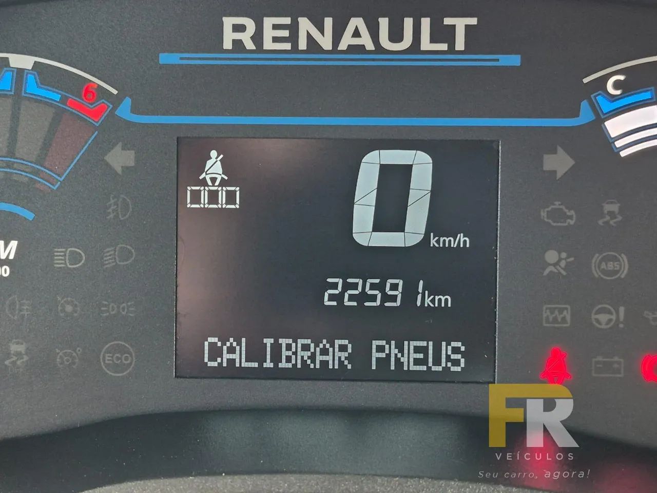 Renault Kwid Outsider 1.0 Flex 12V 5P Mec. 2025 - Foto 5