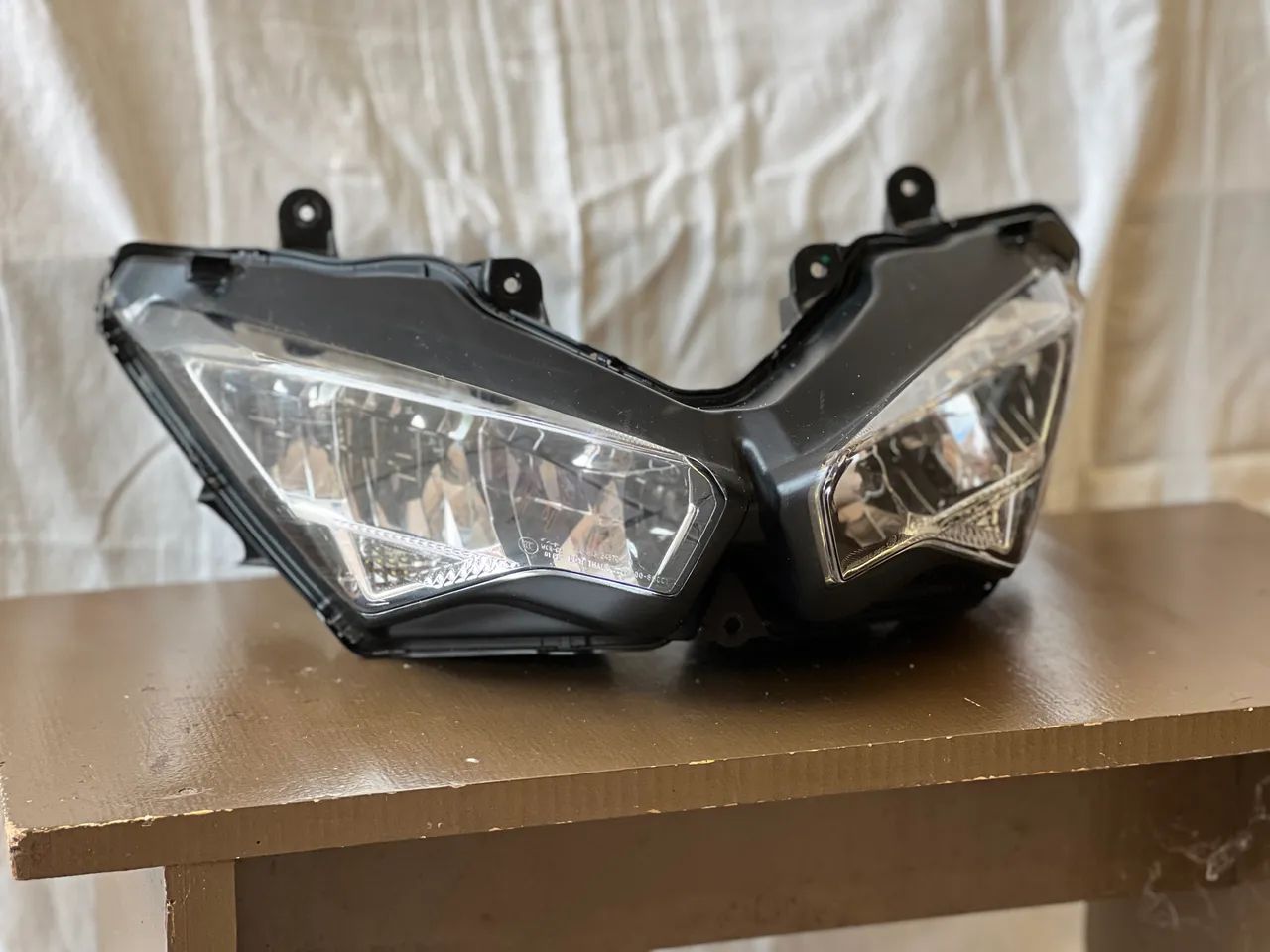 Farol Dianteiro Ninja 650 - 2021 em diante - Peças para motos