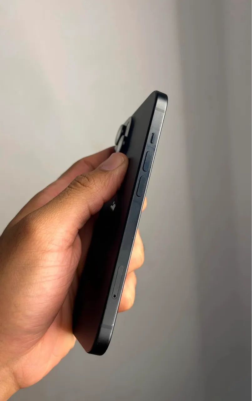 iPhone 15 preto - Foto 2