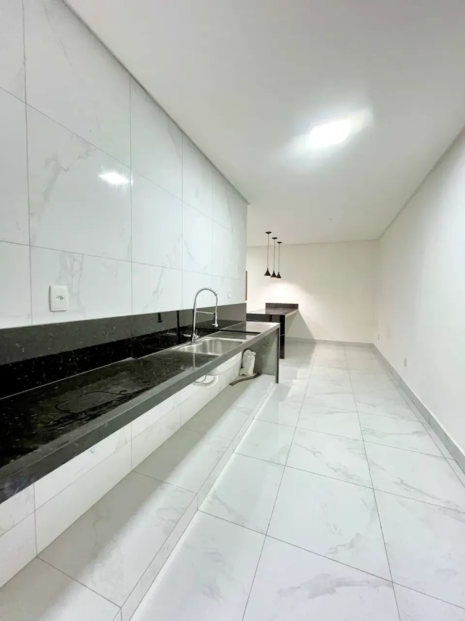 CASA DISPONÍVEL COM ESPAÇO AMPLO,NOVA FINANCIA - Foto 4