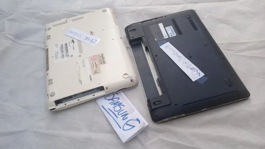 Notebook Samsung tamanho 14 polegadas sem placa mãe  Venda pra peças nao funciona. - Foto 3