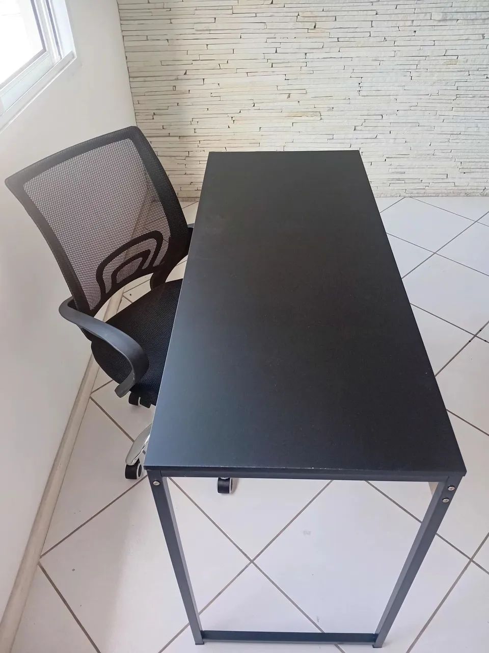 Cadeira de escritório e mesa  - Foto 2