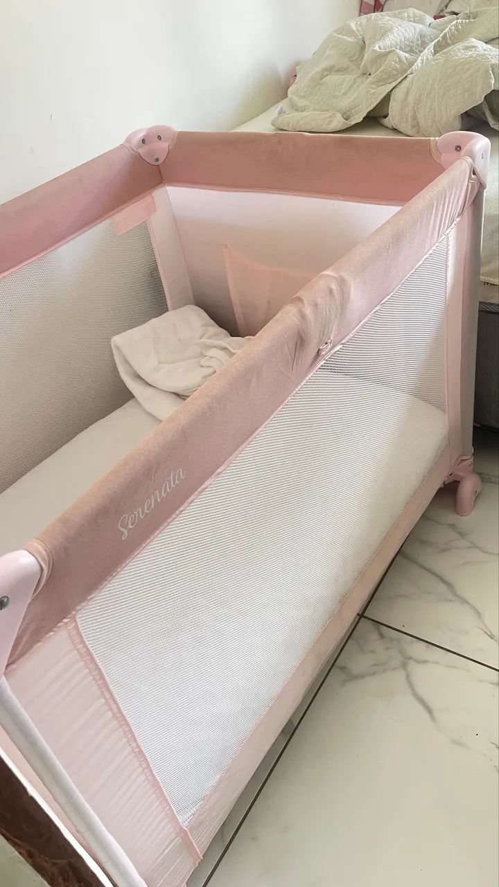 VENDO BERÇO BURIGOTTO ROSA COM COLCHÃO 