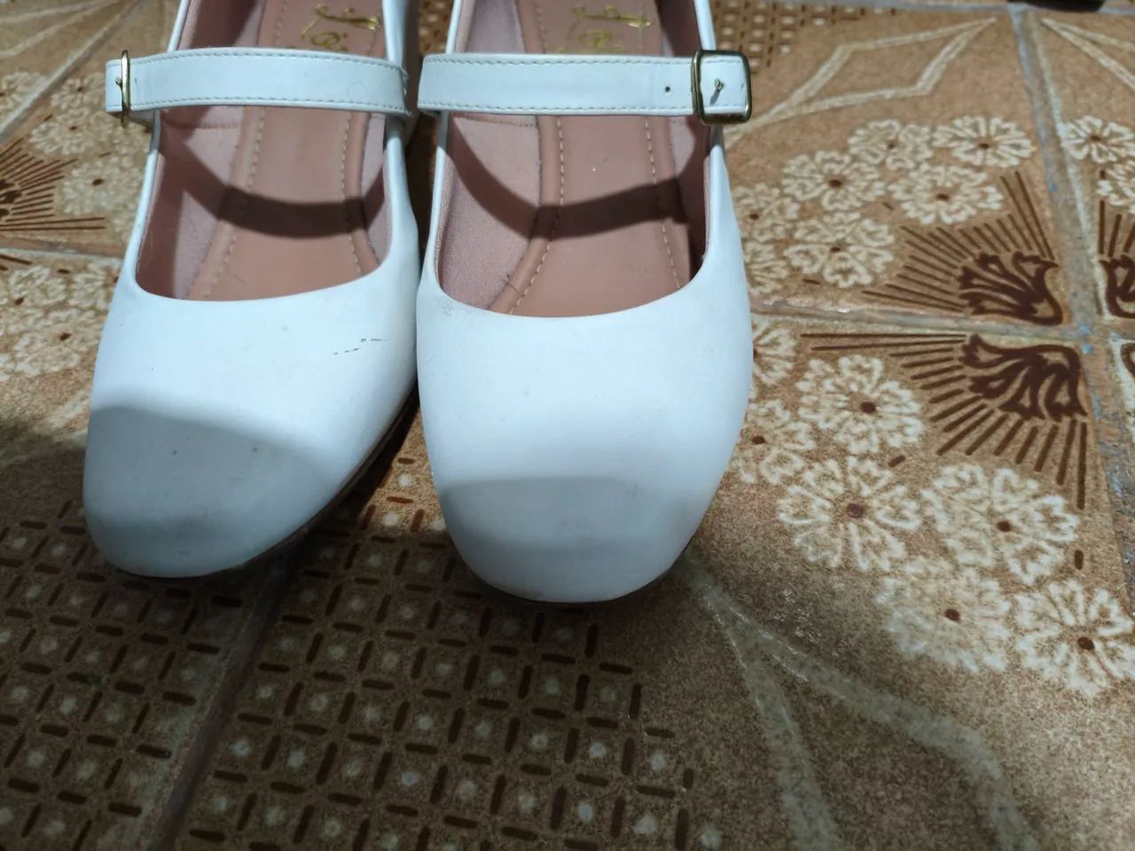 Sapato branco tam 37 - Foto 4