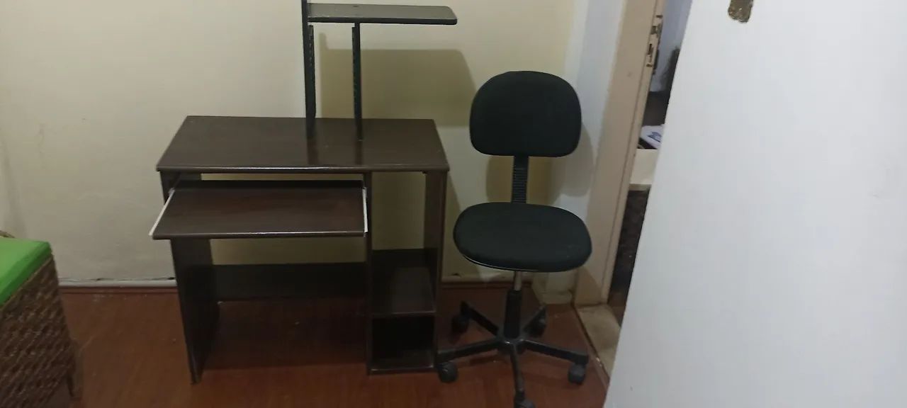 Mesa para computador ou gamer com compartimento super nova  em mogno  - Foto 3