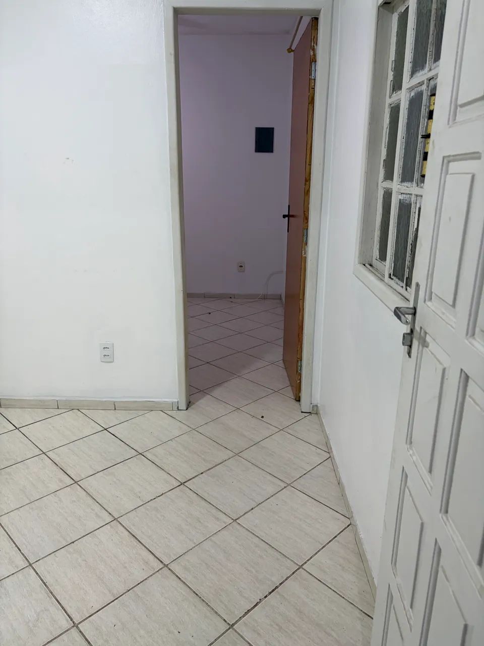 Alugo Kitinet Bairro Ibes - Foto 3