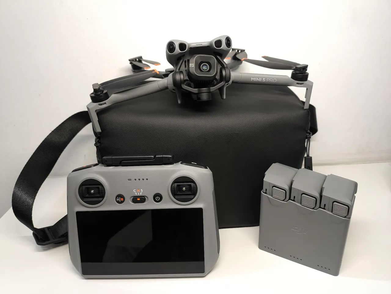 Dji mini 5 pro combo fly more plus completo , forneço aula de voo completa de cortesia - Foto 3