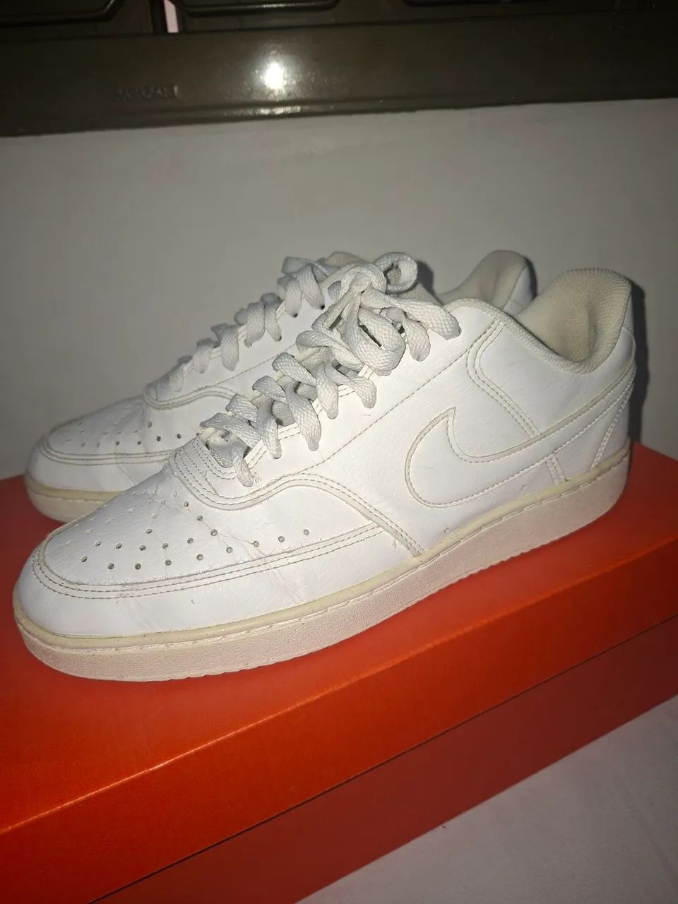 Vendo Nike Court Vision !