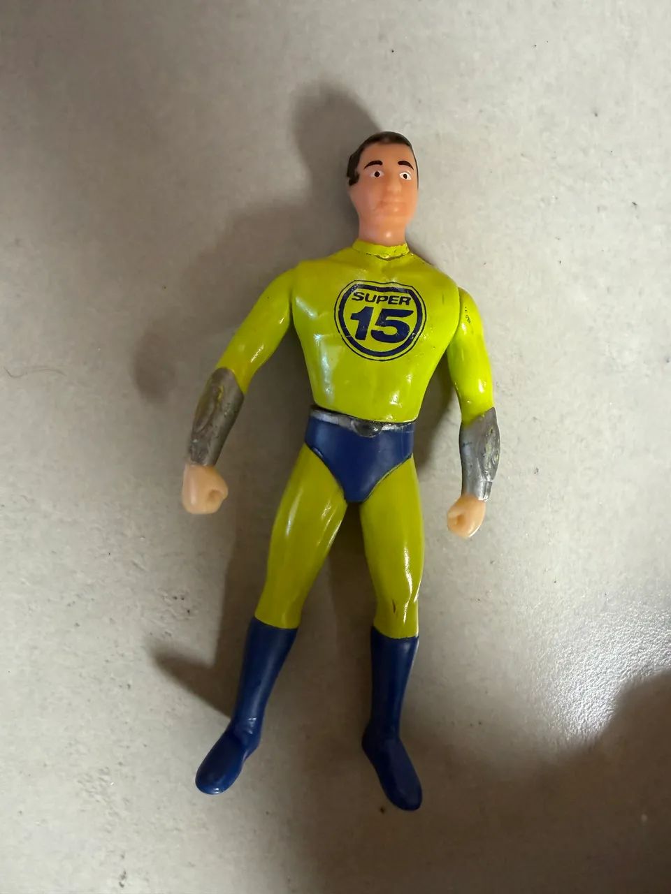 Boneco Super 15 - telefonica