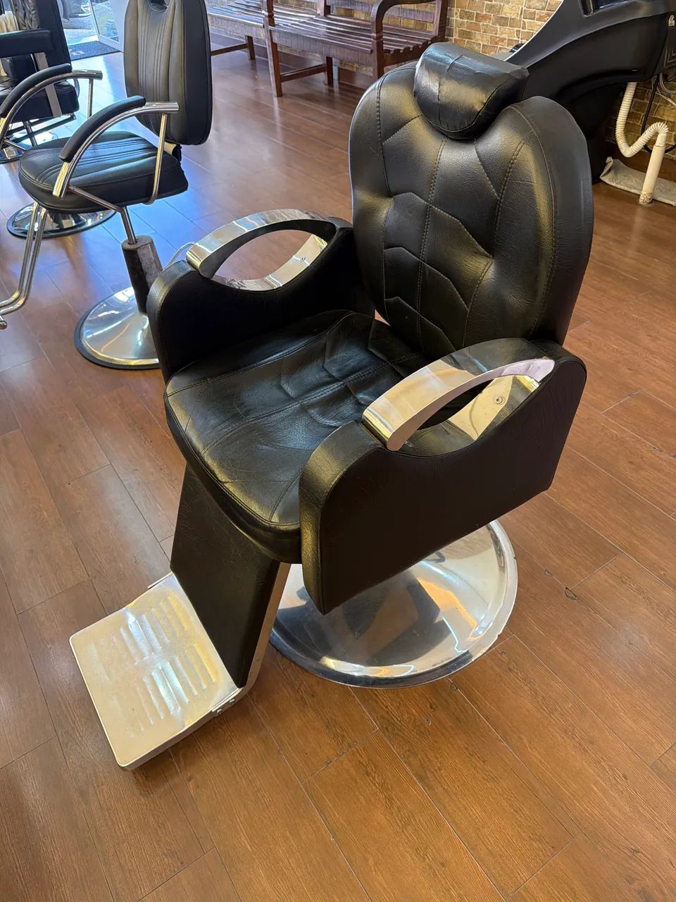 Cadeira recliná para barbearia - Foto 3