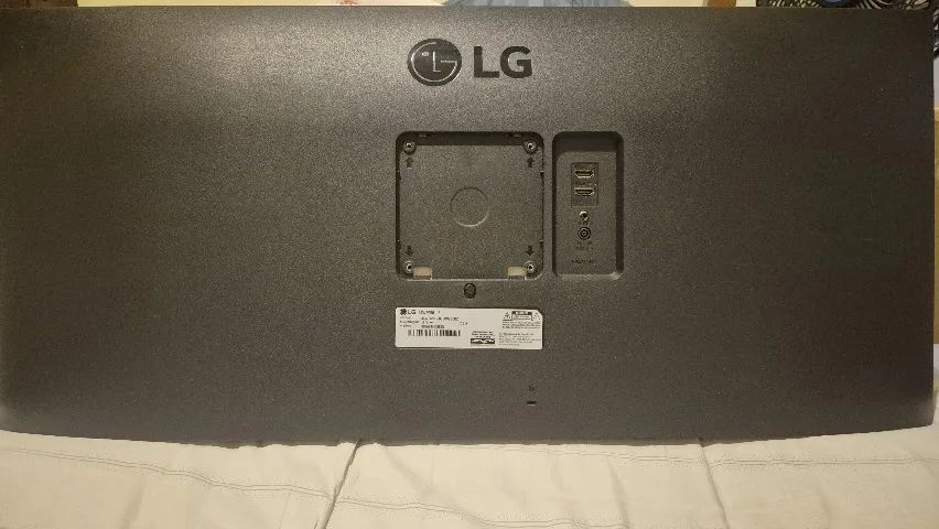 Monitor LG 34 Polegadas UltraWide IPS 34WP550 - 75Hz - Foto 4