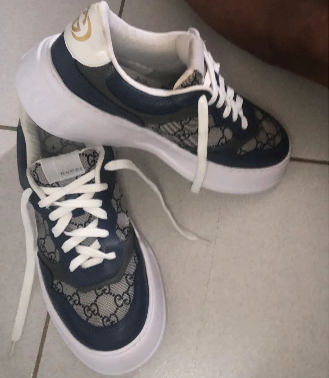 Tênis Gucci, Primeira linha  - Foto 2
