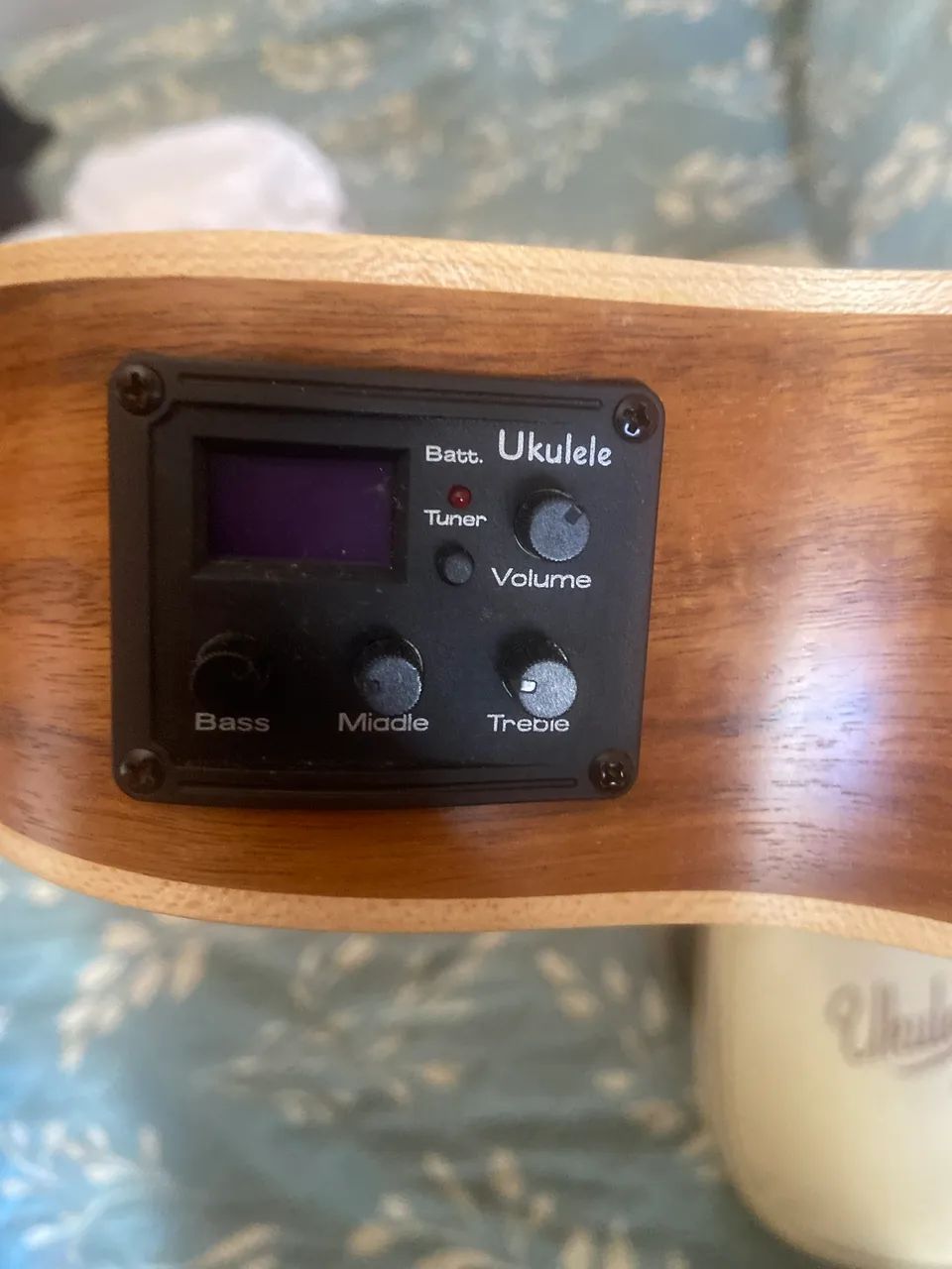 Ukulele Seizi Acacia Solid Concert + Capa Original - Conservado - Foto 3