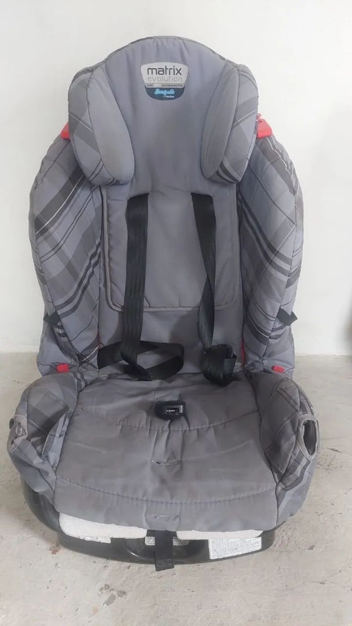 Bebê conforto e cadeirinha de carro