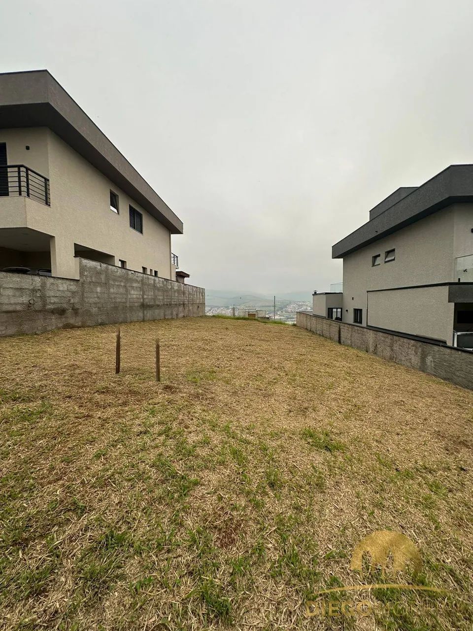 TERRENO EM CONDOMINIO FECHADO EM BOM JESUS DOS PERDOES - Foto 5
