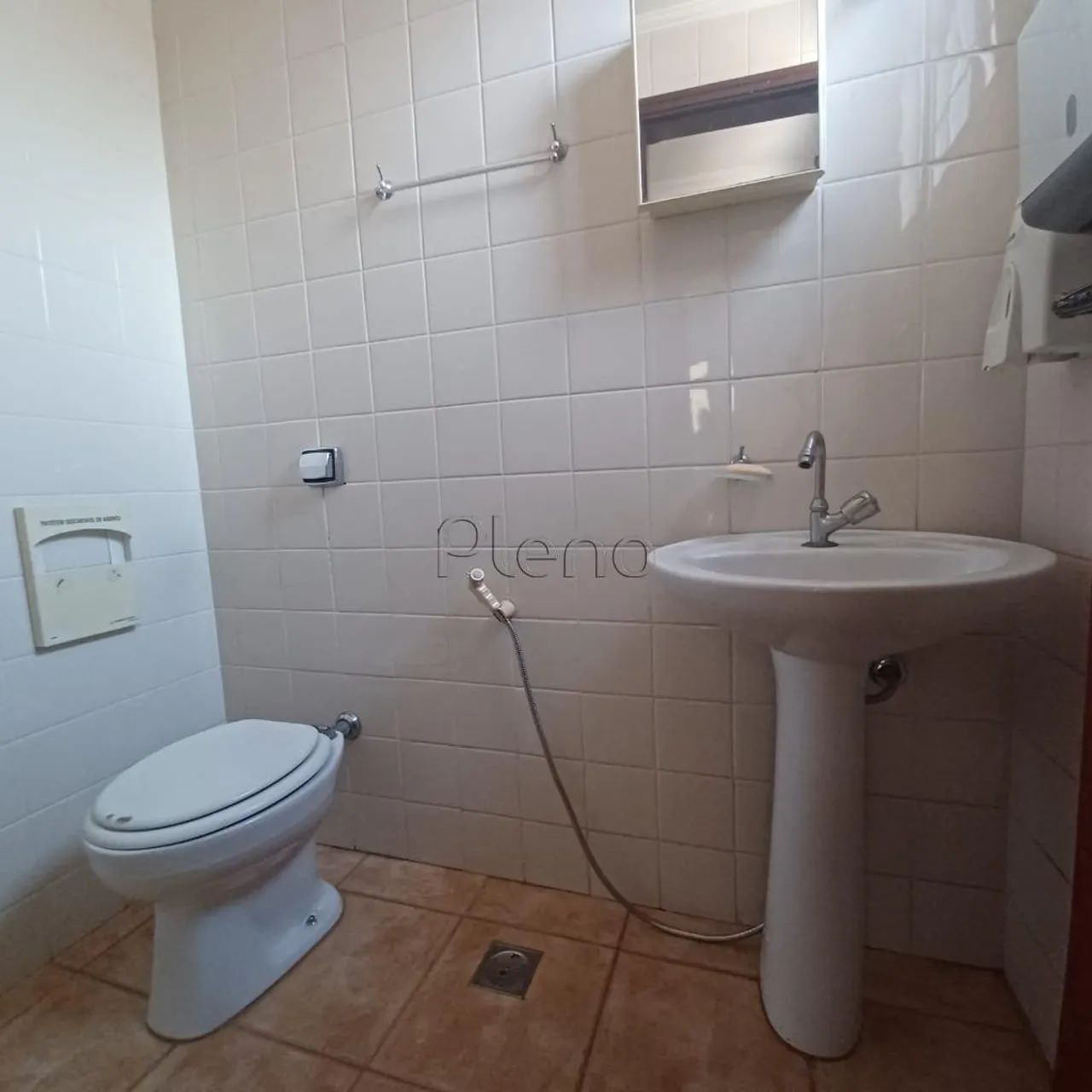 Sala para alugar em Valinhos, Vila Martina, com 70 m² - Foto 4