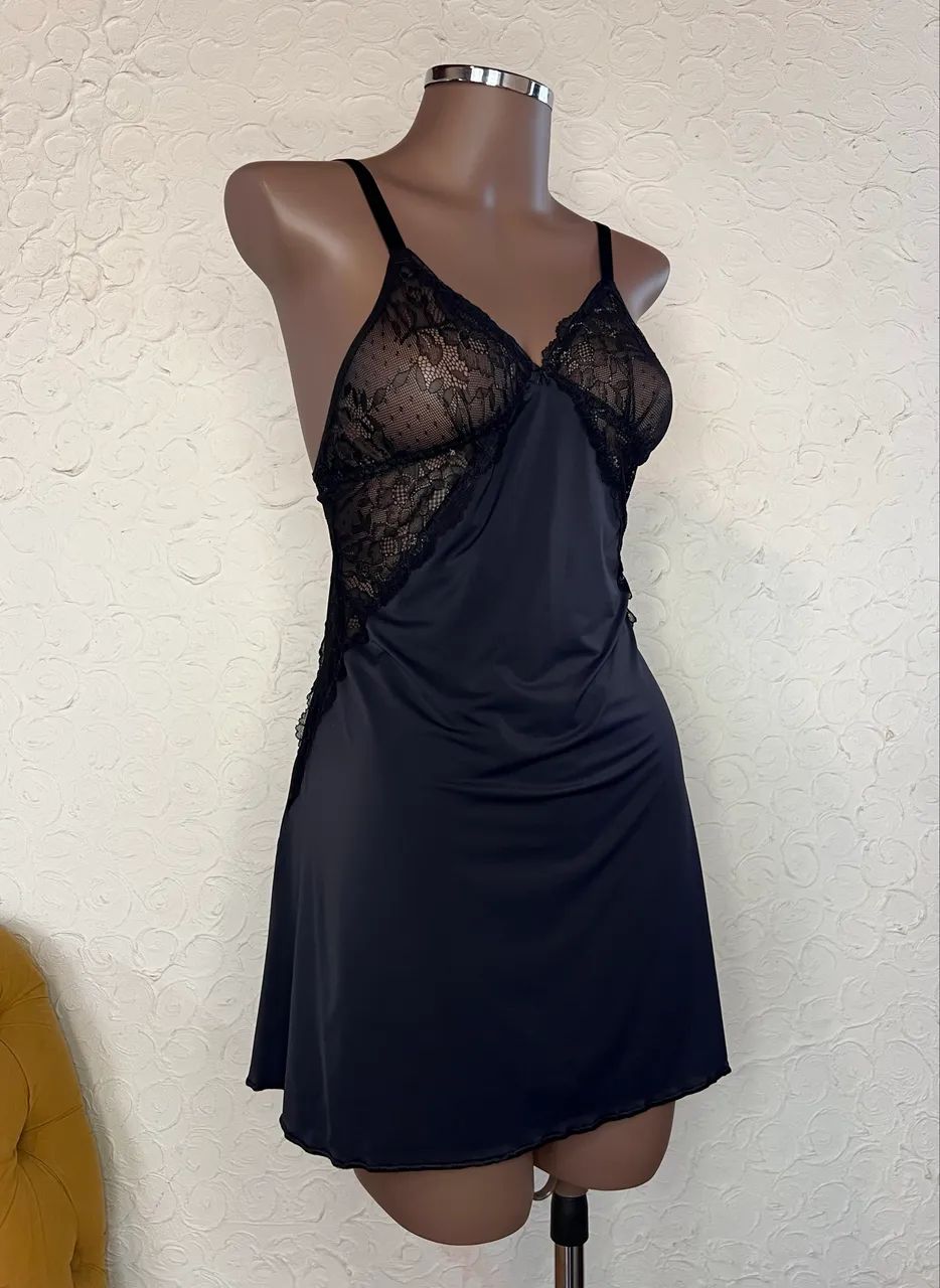 Camisola de renda 