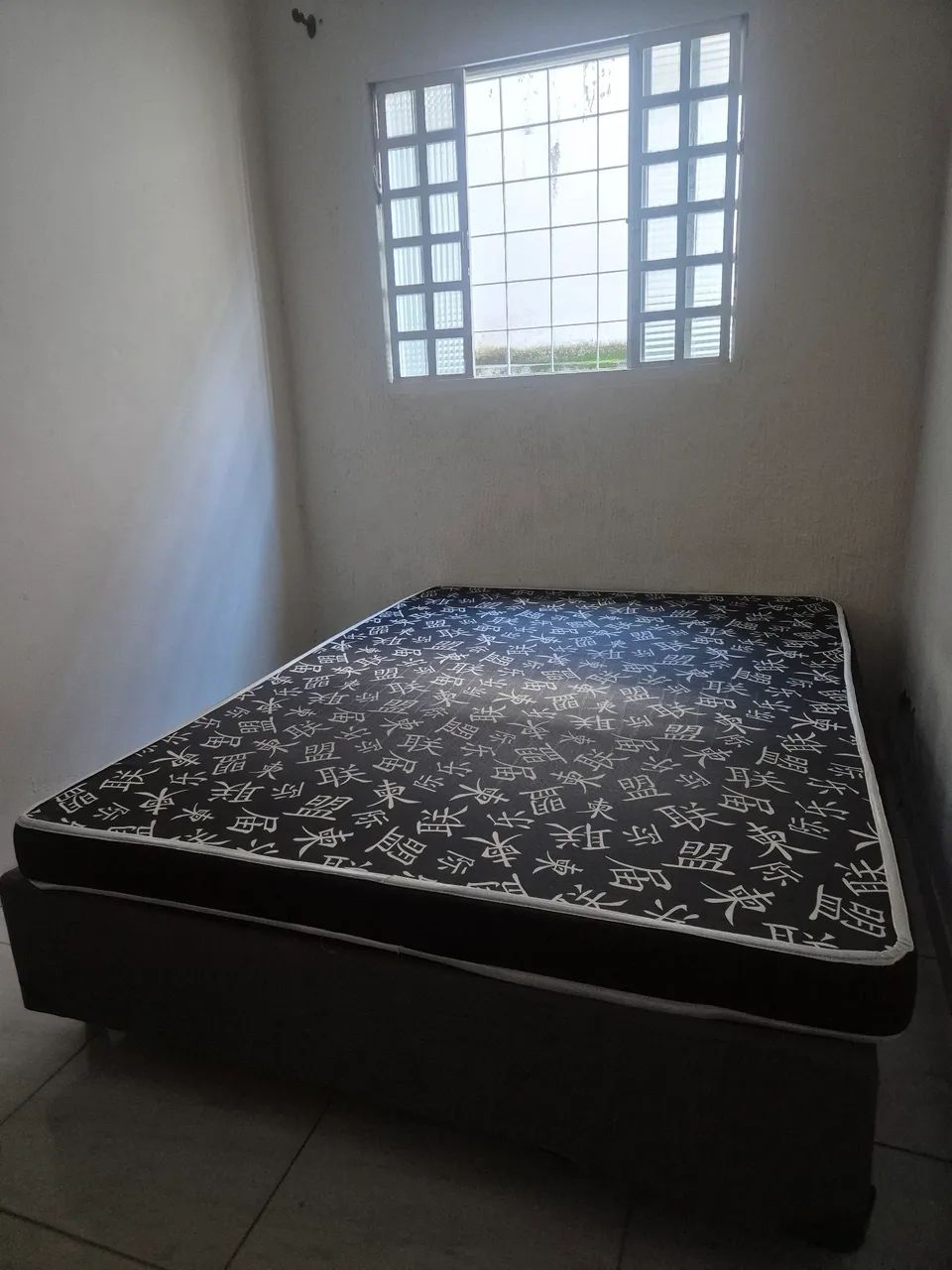 Cama casal + colchão 