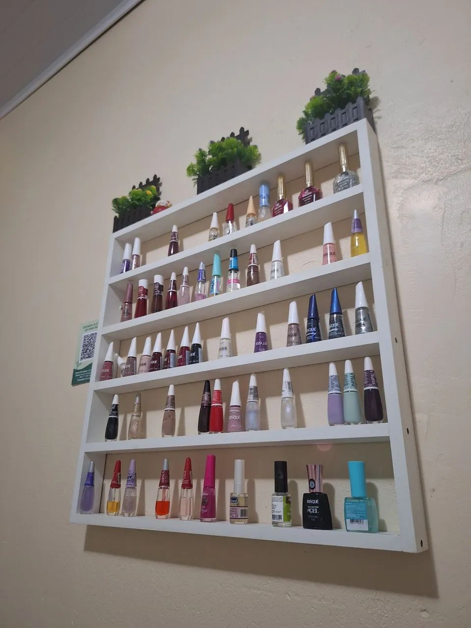 Expositor de esmalte