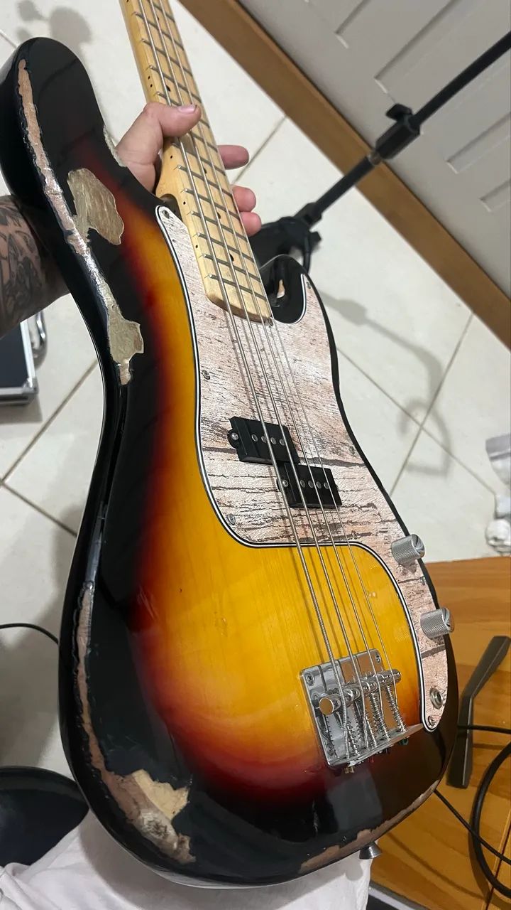 Contra baixo precision sx relic