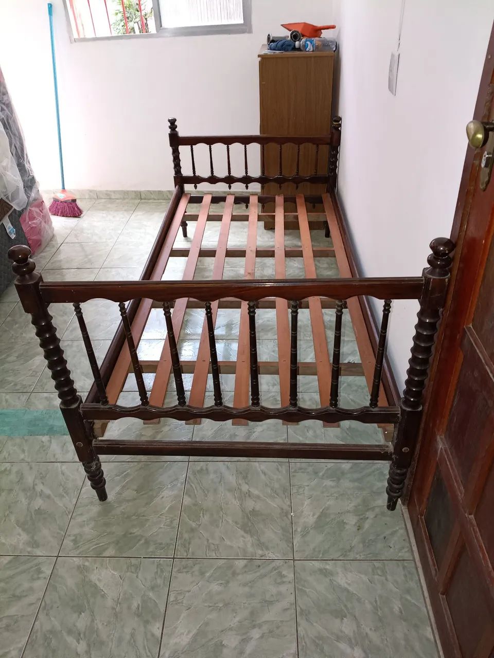 Cama de solteiro madeira maciça 65576112625154121