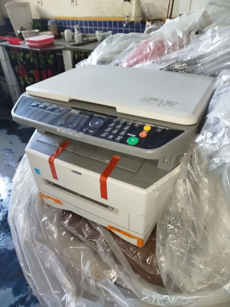 Impressora multifuncional laser Kyocera FS-1024MFP - Foto 2