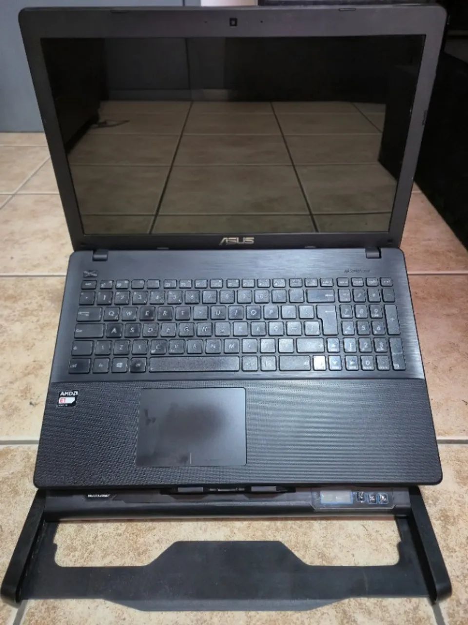 Notebook Asus X552E (AMD E1 / 4GB RAM; Sem bateria) + Kit Teclado e Mouse Logitech - Foto 2