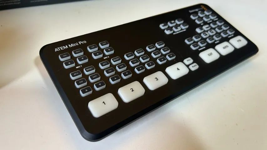 Blackmagic Design ATEM Mini Pro - Switcher HDMI - Excelente Estado - Foto 3