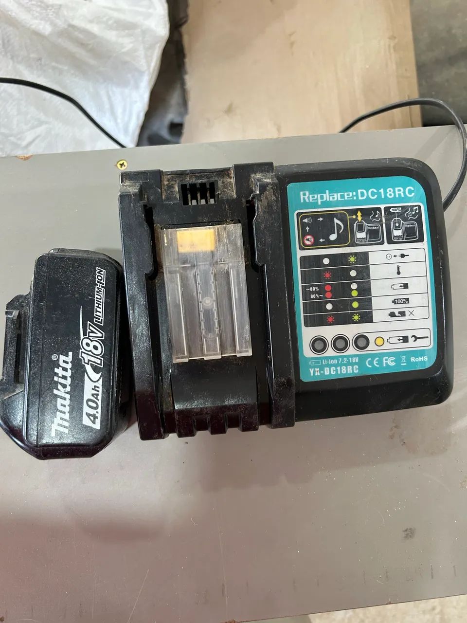 Lixadeira makita 18v - Foto 2