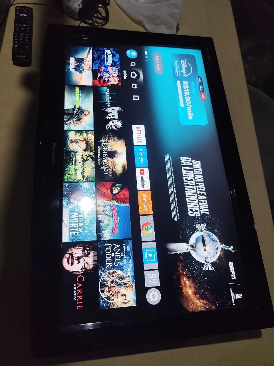 Tv Panasonic 32 polegadas com fire stick 
